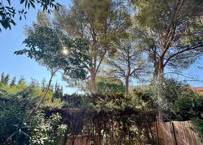 New 250m With Pool & Terrace דירה *